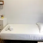 Central Apartments Barcelona Apartment