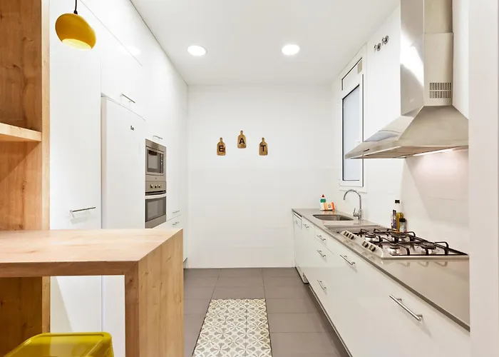 Central Apartments Barcelona Apartment